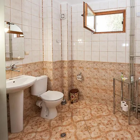 морски бриз Апартамент *