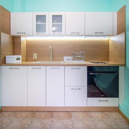 морски бриз Апартамент *